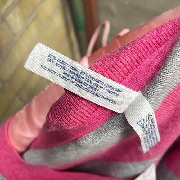 2000s Aeropostale Pink and Grey Striped V-Neck Top - Picture 5 of 6